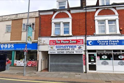 Retail property (high street) to rent, 152C Kingston Rd Portsmouth PO2 7PD