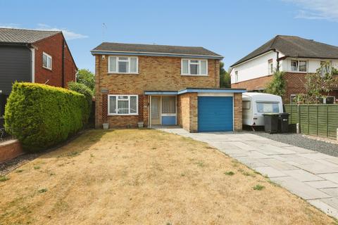 4 bedroom detached house for sale, Foster Road, Gosport