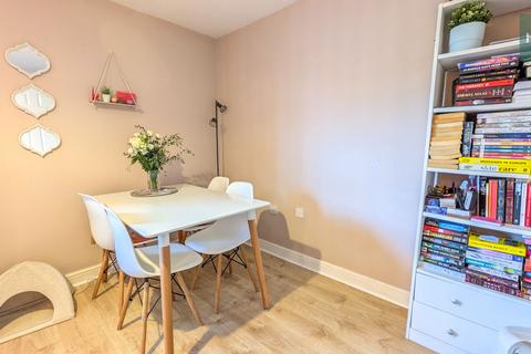 2 bedroom flat for sale, Ombersley Road, Worcester WR3
