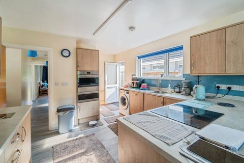3 bedroom bungalow for sale, Haven Park Drive, Pembrokeshire SA61