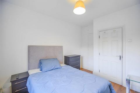 4 bedroom flat share to rent, Woolridge Way