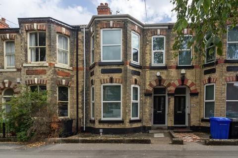 undefined, Beverley Road, Hull HU6