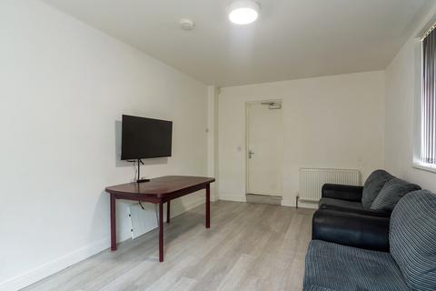 undefined, Beverley Road, Hull HU6