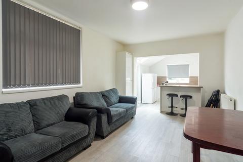 undefined, Beverley Road, Hull HU6