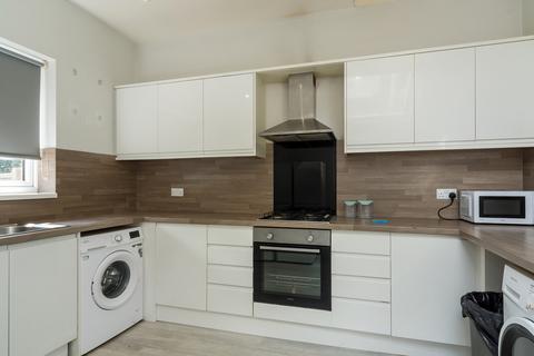 undefined, Beverley Road, Hull HU6