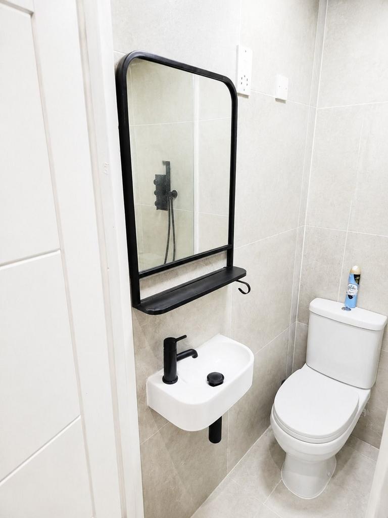Apartment in London, Wandsworth - View 6