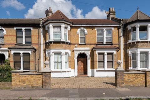 Forest Drive East, Leytonstone, London, E11 1JY
