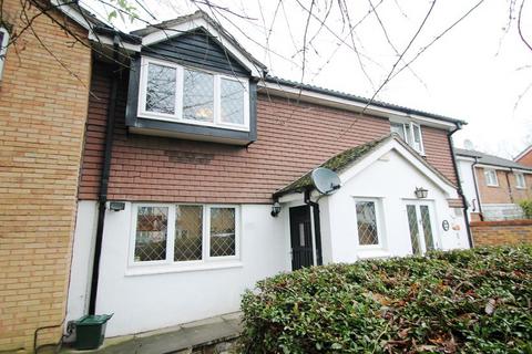 undefined, Padcroft Road, West Drayton, UB7