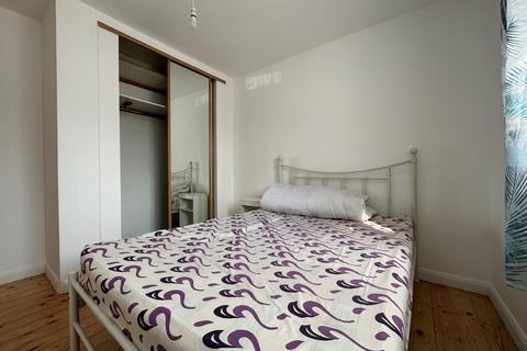 undefined, Padcroft Road, West Drayton, UB7