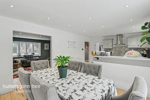 3 bedroom detached bungalow for sale, Swanlow Lane, Winsford