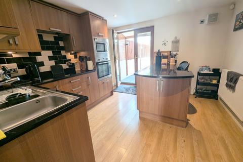 3 bedroom cottage for sale, Heol Gleien, Lower Cwmtwrch, Powys.