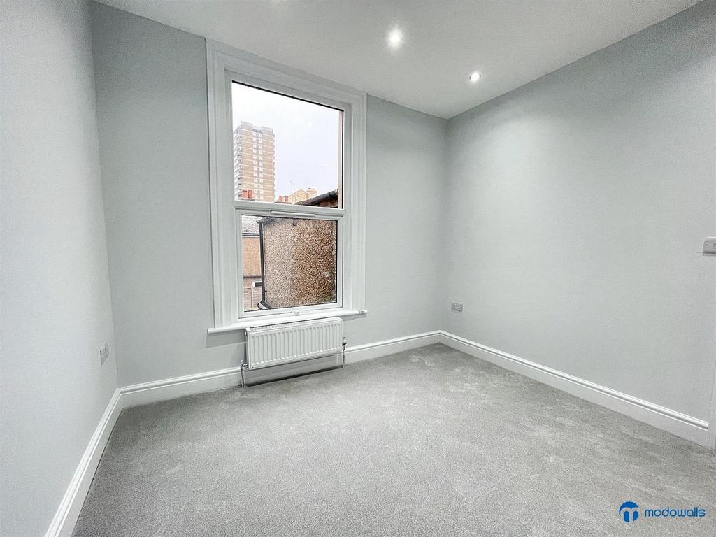 Apartment in London, Old Ford, Bow - View 5