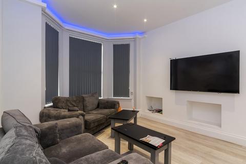 undefined, Beverley Road, Hull HU6
