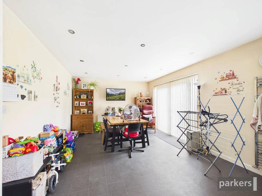 House in Reading, Whitley Wood - View 2