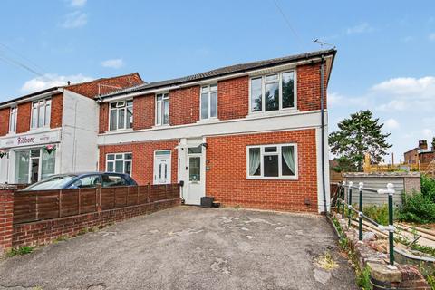 3 bedroom end of terrace house for sale, Oaktree Road, Southampton SO18