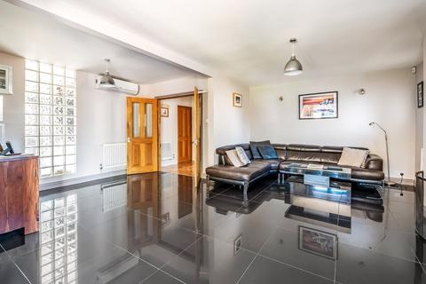 5 bedroom detached house for sale, Charlock Way, Guildford GU1