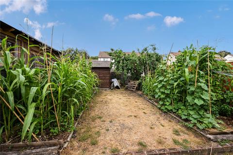 3 bedroom terraced house for sale, Clayton Road, Hampshire GU14