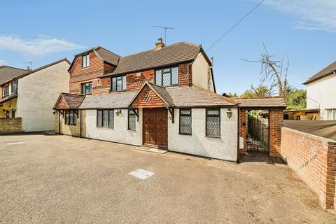 5 bedroom detached house for sale, Burnham Lane, Slough