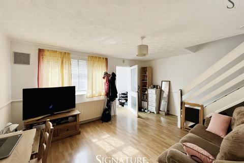 3 bedroom detached house to rent, Sandhurst Close, Leicester, LE3