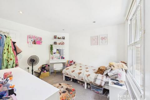 3 bedroom terraced house for sale, New Hythe Lane, Aylesford ME20