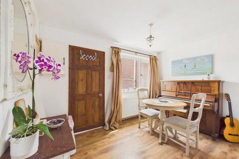 3 bedroom semi-detached house for sale, Walmer Way, Folkestone CT20