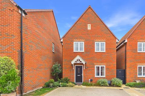 3 bedroom detached house for sale, Hawthorn Drive, Rackheath, Norwich
