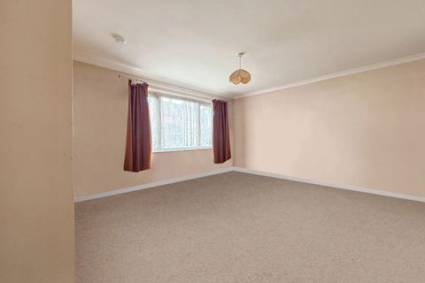 3 bedroom semi-detached house for sale, Elmshurst Gardens, Tonbridge TN10
