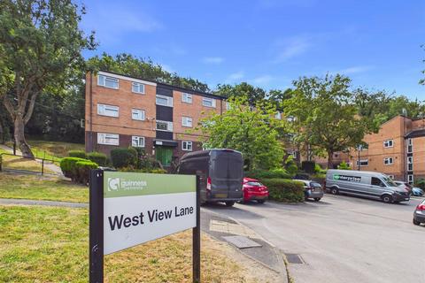 2 bedroom flat to rent, West View Lane, Sheffield
