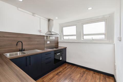 2 bedroom flat for sale, Dove Street, Kingsdown, Bristol