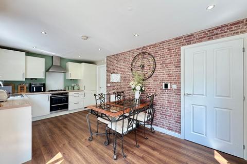 3 bedroom semi-detached house for sale, Cascade Corner, Longworth, OX13