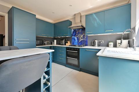 4 bedroom detached house for sale, Westwick Place, Watford, WD25