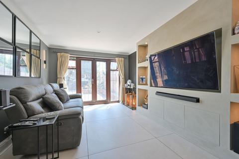 4 bedroom detached house for sale, Westwick Place, Watford, WD25