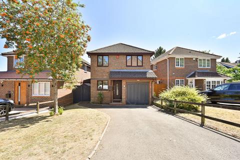 4 bedroom detached house for sale, Westwick Place, Watford, WD25
