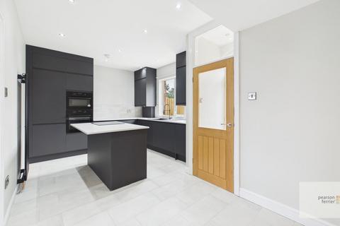 3 bedroom end of terrace house for sale, Hornby Street, Bury BL9