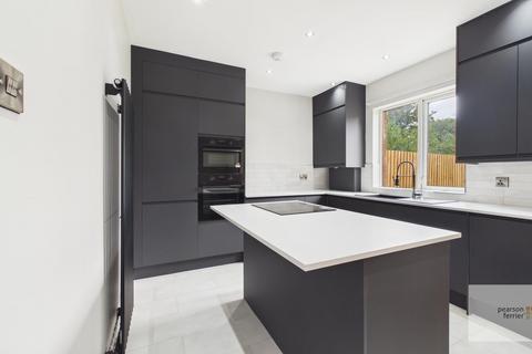 3 bedroom end of terrace house for sale, Hornby Street, Bury BL9