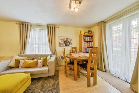 2 bedroom apartment for sale, Merrifield Court, Welwyn Garden City