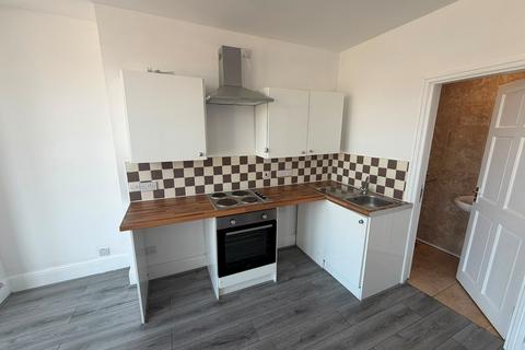 Studio to rent, Sheil Road, Liverpool L6