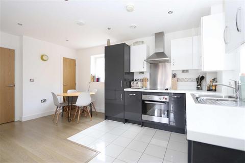 undefined, Buckingham Road, Epping