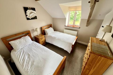 undefined, Llanllawddog, Carmarthen, Carmarthenshire