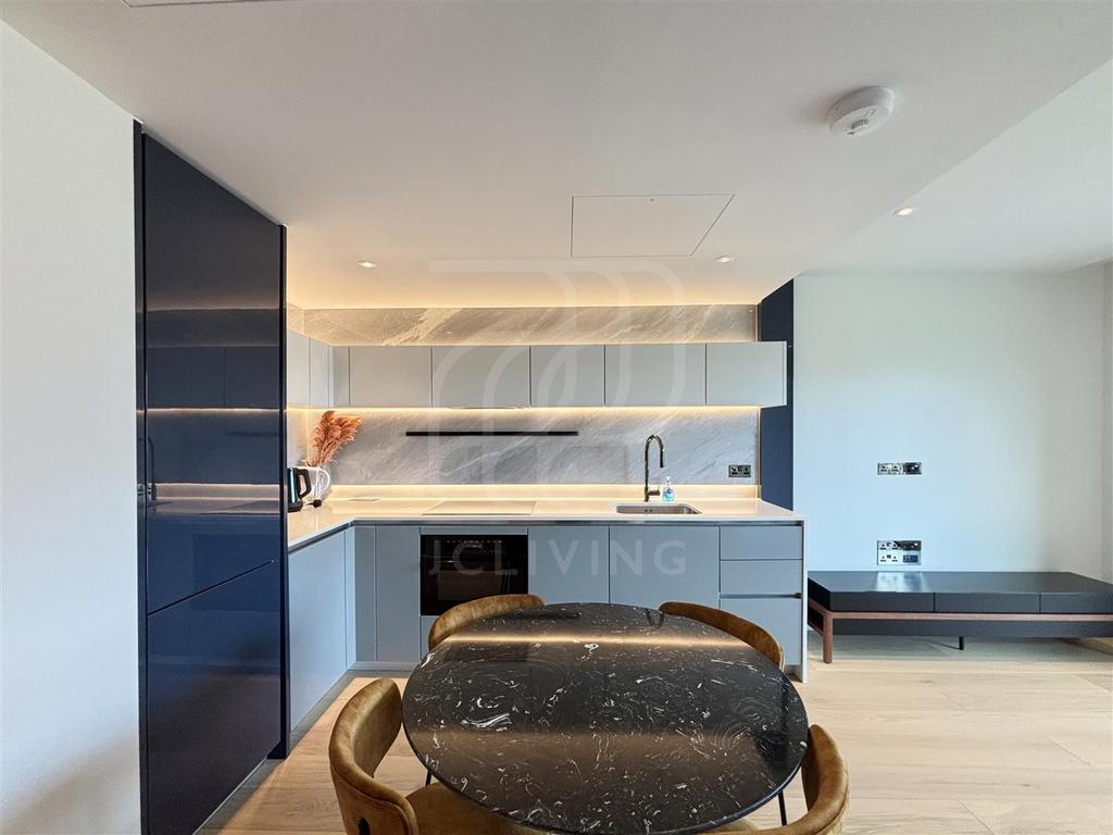 Apartment in London, Shepherd's Bush - View 4
