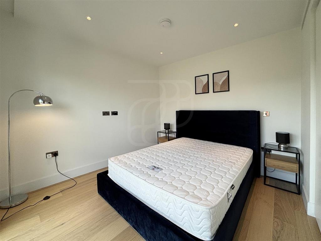 Apartment in London, Shepherd's Bush - View 6