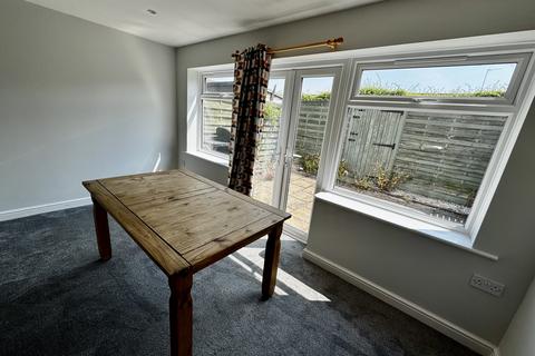 3 bedroom terraced house for sale, 6 Bramley Close Louth LN11 9FE