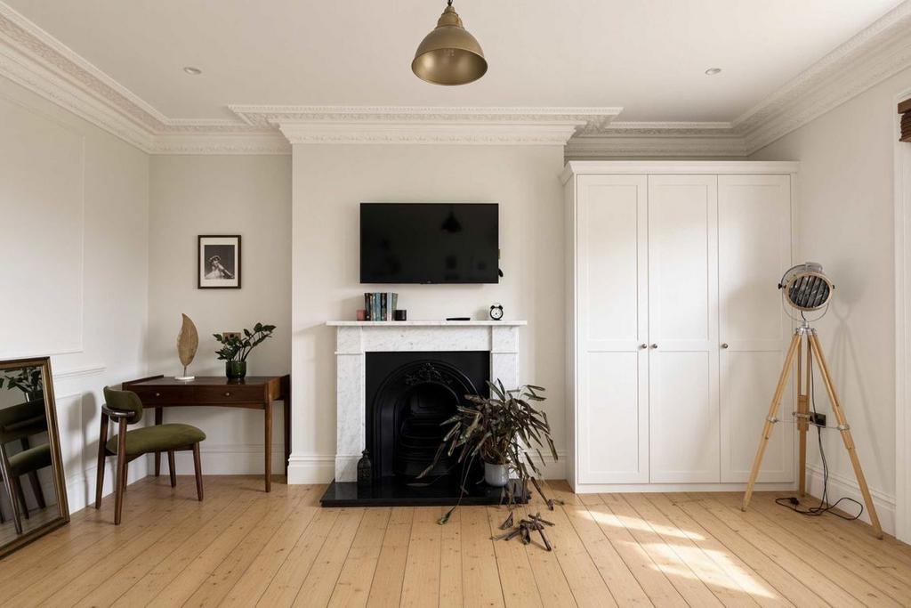 Living room, fireplace