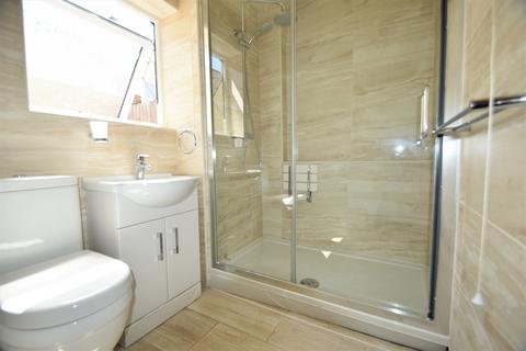 4 bedroom terraced house to rent, Priory Road, Southsea PO4