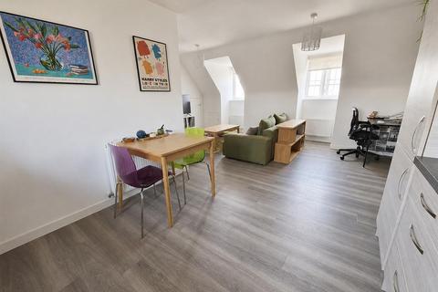 1 bedroom apartment for sale, Anglia Way, Great Denham, Bedford