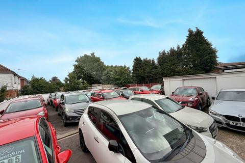 Retail property (high street) to rent, 1529-1529A Wimborne Rd Bournemouth BH10 7BD