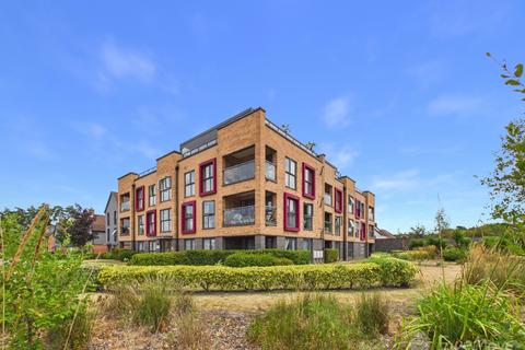 1 bedroom ground floor flat for sale, WELLS COURT, WELLS CLOSE, BORDON, GU35