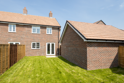 3 bedroom semi-detached house to rent, Leaf Living at Orchard Green, Aylesbury, HP22