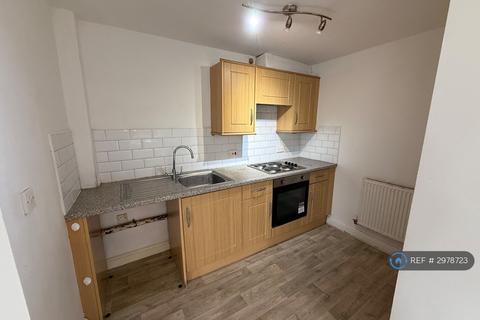2 bedroom flat to rent, Thornwood Close, Rotherham, S63