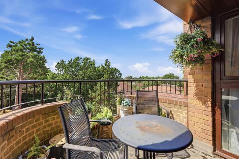 2 bedroom apartment for sale, Forest Heights, Epping New Road, Buckhurst Hill